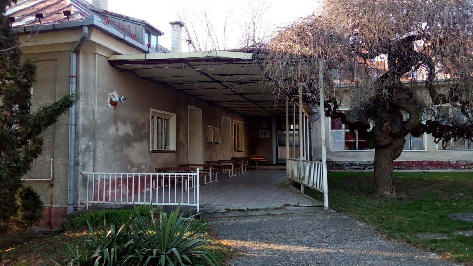budova pred rekonštrukciou